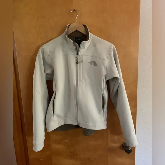 The North Face Jacket - Picture 6 of 14